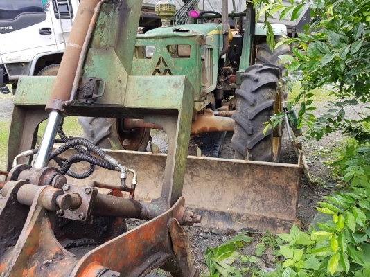 รถไถ JOHN DEERE - 5310 สนใจติดต่อ 081 - 6079515 รถไถ JOHN DEERE - 5310 สนใจติดต่อ 081 - 6079515