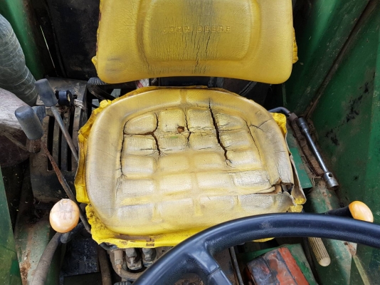 รถไถ JOHN DEERE - 5310 สนใจติดต่อ 081 - 6079515 รถไถ JOHN DEERE - 5310 สนใจติดต่อ 081 - 6079515