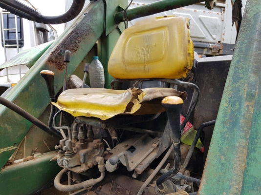 รถไถ JOHN DEERE - 5310 สนใจติดต่อ 081 - 6079515 รถไถ JOHN DEERE - 5310 สนใจติดต่อ 081 - 6079515