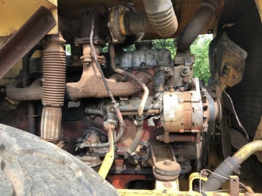 ขาย 355,000 รถบด 10 ตัน 1 เพลา KOMATSU JV100A เครื่อง EH700 แรงดี เกียร์แรง ระบบสะเทือนพร้อม เอกสารเล่มทะเบียน  รถอยู่ นครราชสีมา  090-772-3710 090-772-3708