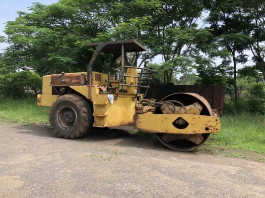 ขาย 295,000 รถบด 10 ตัน 1 เพลา INGERSOLL RAND เครื่องดี 6BD1ระบบสั่นทะเทือน รถพร้อมใช้ เอกสารชื้อขาย รถอยู่  นครราชสีมา  090-772-3710 090-772-3708