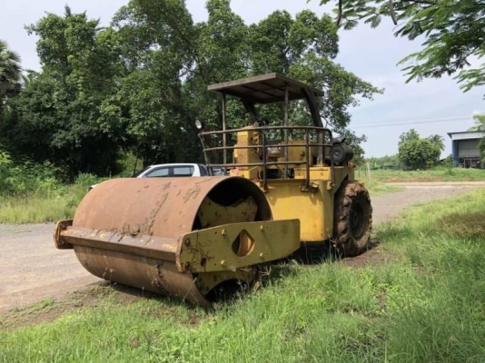 ขาย 295,000 รถบด 10 ตัน 1 เพลา INGERSOLL RAND เครื่องดี 6BD1ระบบสั่นทะเทือน รถพร้อมใช้ เอกสารชื้อขาย รถอยู่  นครราชสีมา  090-772-3710 090-772-3708