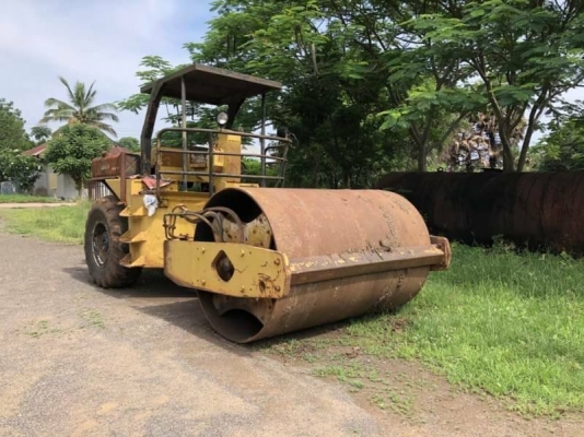 ขาย 295,000 รถบด 10 ตัน 1 เพลา INGERSOLL RAND เครื่องดี 6BD1ระบบสั่นทะเทือน รถพร้อมใช้ เอกสารชื้อขาย รถอยู่  นครราชสีมา  090-772-3710 090-772-3708