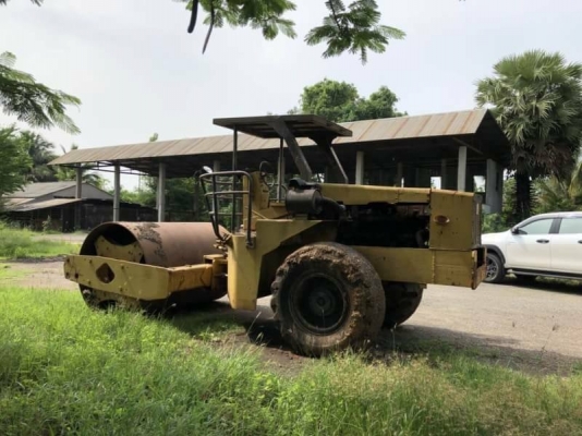 ขาย 295,000 รถบด 10 ตัน 1 เพลา INGERSOLL RAND เครื่องดี 6BD1ระบบสั่นทะเทือน รถพร้อมใช้ เอกสารชื้อขาย รถอยู่  นครราชสีมา  090-772-3710 090-772-3708