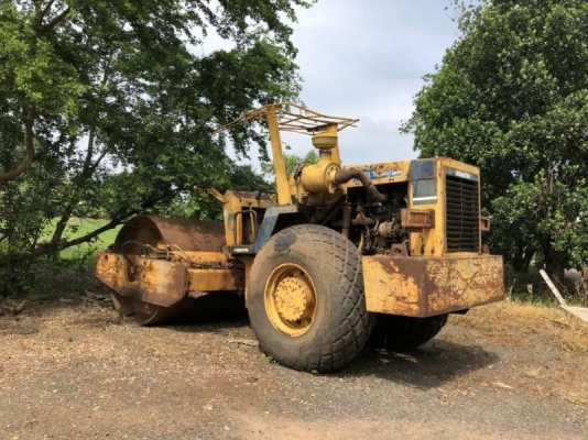 ขาย 295,000 รถบด 10 ตัน 1 เพลา INGERSOLL RAND เครื่องดี 6BD1ระบบสั่นทะเทือน รถพร้อมใช้ เอกสารชื้อขาย รถอยู่  นครราชสีมา  090-772-3710 090-772-3708