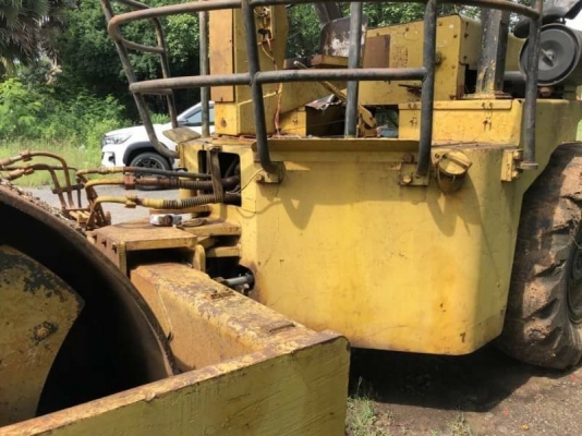 ขาย 295,000 รถบด 10 ตัน 1 เพลา INGERSOLL RAND เครื่องดี 6BD1ระบบสั่นทะเทือน รถพร้อมใช้ เอกสารชื้อขาย รถอยู่  นครราชสีมา  090-772-3710 090-772-3708