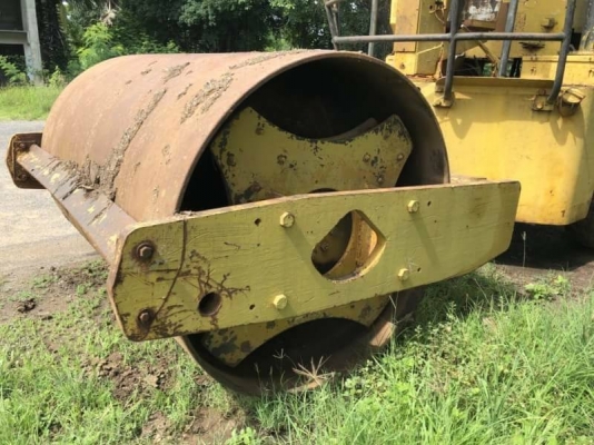 ขาย 295,000 รถบด 10 ตัน 1 เพลา INGERSOLL RAND เครื่องดี 6BD1ระบบสั่นทะเทือน รถพร้อมใช้ เอกสารชื้อขาย รถอยู่  นครราชสีมา  090-772-3710 090-772-3708