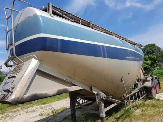 หางเทนเลอร์บรรทุกซีเมนต์ผง อู่ชาญนครวิศวกรรม ปี52