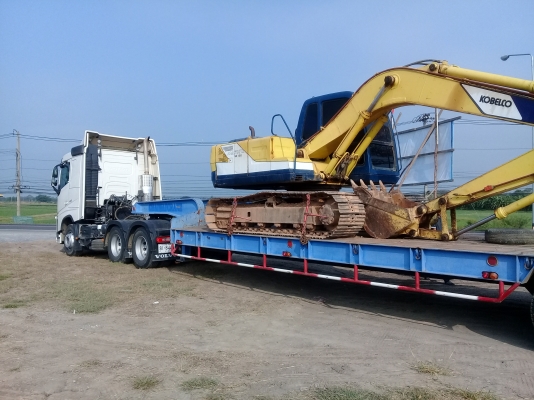 ขาย sk120-1มาร์คทรีหรีอแลกเปลียนpc200 ที่มีไป้ปิ้ง(ลายแย็ก)