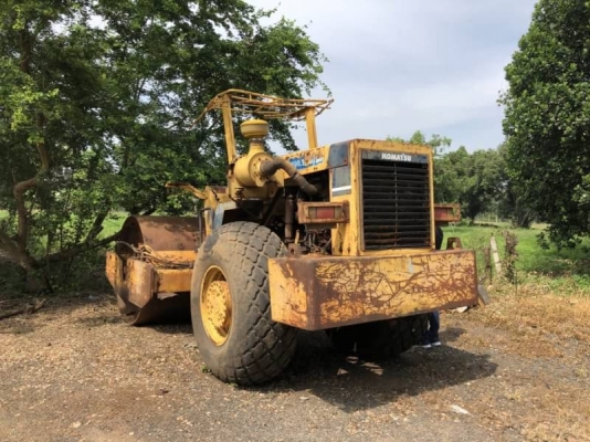 ขาย 355,000 รถบด 10 ตัน 1 เพลา KOMATSU JV100A เครื่อง EH700 แรงดี เกียร์แรง ระบบสะเทือนพร้อม เอกสารเล่มทะเบียน  รถอยู่ นครราชสีมา โทร 0610710295