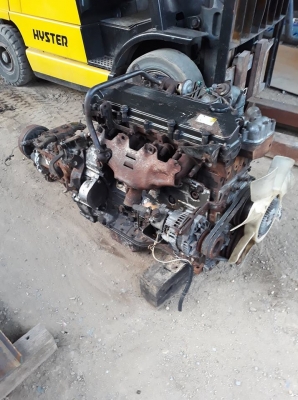 ขายเครื่อง 4HJ1 พร้อมเกียร 135แรง ติดงา่ย ไม่มีไอ