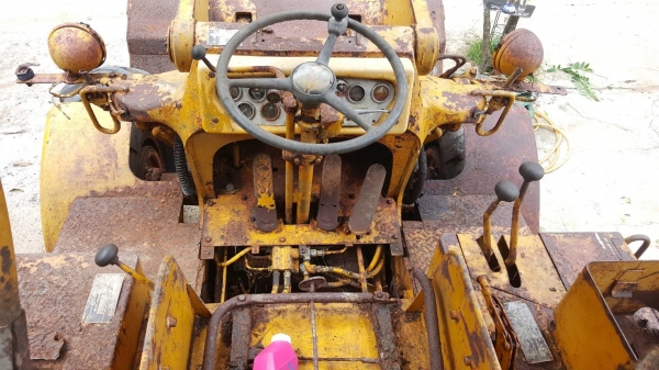 ขายรถตัก CAT 922B ลูกสูบเสีย2ลูก เอกสารสัญญาซื้อขาย