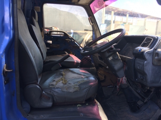 ขาย6ล้อรั้ว isuzu NPR 130แรง ปี44