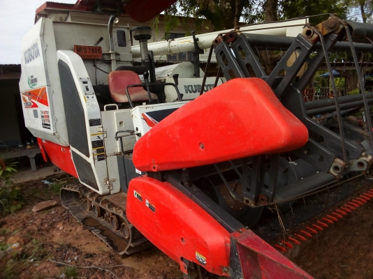 ขายรถเกี่ยวข้าวมือสอง DC-95 พลัส ขายรถเกี่ยวข้าวมือสอง DC-95 พลัส