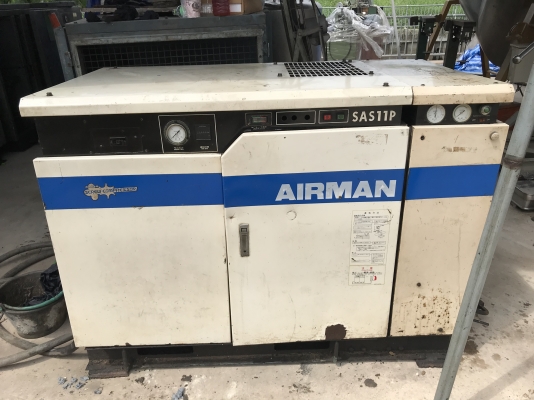 ขายปั๊มลมสกรู15แรงพร้อมแอร์ไดเออร์ในตัวของแอร์แมนพร้อมใช้ครับ