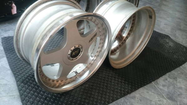 ขายล้อแท้โคนิก konicgขอบ17. 8-9 สวยๆ