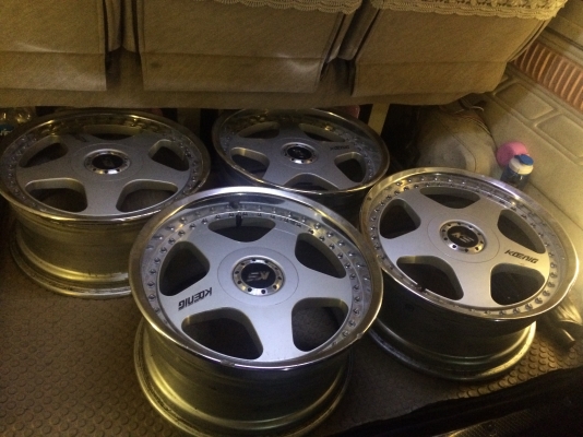 ขายล้อแท้โคนิก konicgขอบ17. 8-9 สวยๆ