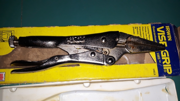 ขายคีมล็อกปากยาว IRWIN 6LN VISE-GRIP MADE IN USA.ใหม่เก่าเก็บ ขายคีมล็อกปากยาว IRWIN 6LN VISE-GRIP MADE IN USA.ใหม่เก่าเก็บ
