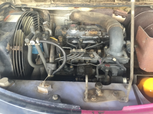 Komatsu 75U-2 สภาพดี เครื่องแน่น พร้อมลุยงาน สนใจติดต่อ0813553478(คุณโย)