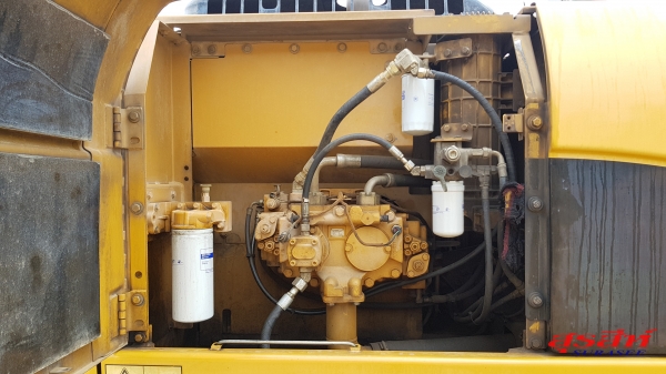 ขายรถแบคโฮ CAT 320D GC ใช้งาน 12,xxx ชั่วโมง สภาพเทพบุตร พร้อมใช้งาน รถยืนบ่อดิน มีการใช้งานและดูแลรักษาดี