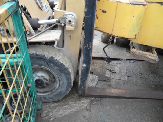 FG20-8 รถยกเบนซิน KOMATSUรถพร้อมใช้  ราคาถูกแค่ 80,000บาทดูแล้วสนใจโทรหาหรั่ง ☎ 081-989-1989+ ID LINE :rangrayong หรั่งครับ