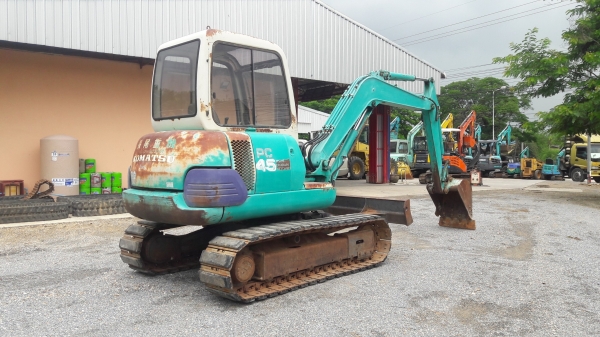 Komatsu PC45-1 เก่าญี่ปุ่น