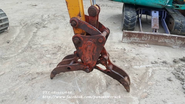 FROM JAPAN ตัวคีบปากหนีบไม้ FORK GRAB*** อุปกรณ์รองรับ สำหรับรถขุดไซค์ 40,45,50,55 /สินค้าเก่านอก ขายตามสภาพ /ราคาขายเพียง: 25,000 บาท