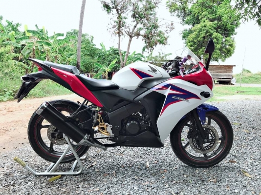 ขาย CBR150i สภาพสวยๆ พร้อมใช้ ทะเบียนโอน62 ขาย CBR150i สภาพสวยๆ พร้อมใช้ ทะเบียนโอน62