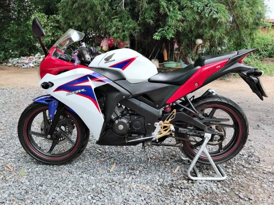 ขาย CBR150i สภาพสวยๆ พร้อมใช้ ทะเบียนโอน62 ขาย CBR150i สภาพสวยๆ พร้อมใช้ ทะเบียนโอน62