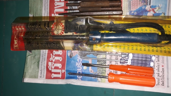 ขายเครื่องมือช่าง1กอง สนใจสอบถามได้ครับ
