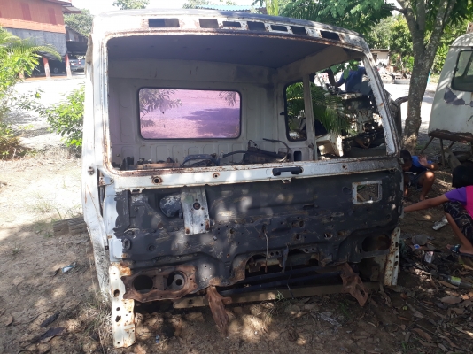 ขายหัวรถสิบล้อ