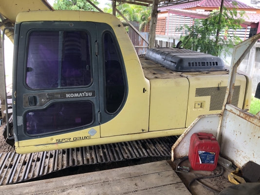 ขายแบคโฮ Komatsu Pc 200 - 6 รุ่น 6 พร้อมเล่ม พร้อมทำงาน