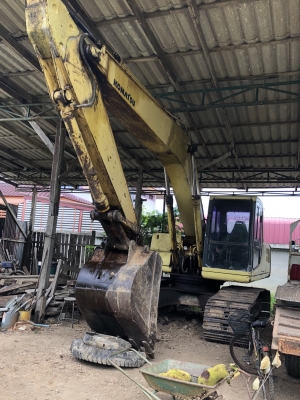 ขายแบคโฮ Komatsu Pc 200 - 6 รุ่น 6 พร้อมเล่ม พร้อมทำงาน