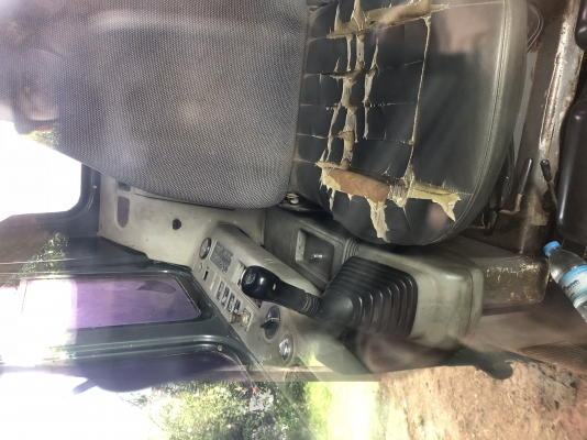 ขายแบคโฮ Komatsu Pc 200 - 6 รุ่น 6 พร้อมเล่ม พร้อมทำงาน