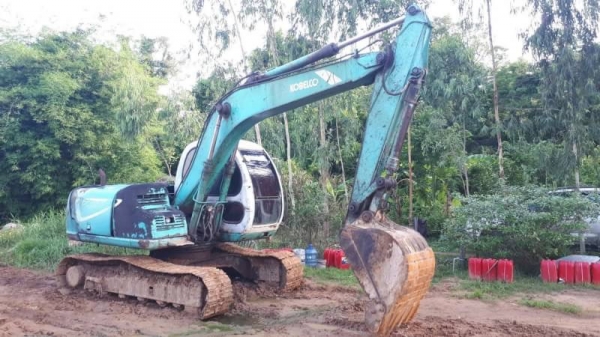 ขาย 395,000 KOBELCO sk 100-5 ปั้มแรง เอวแน่น ช่วงล่างแน่น ไฟฟ้าตัดแต่อุปกรอยู่ครบ เครื่องหลวม สัญญาซื้อขาย รถอยู่ ยโสธร 090-772-3710 090-772-3708