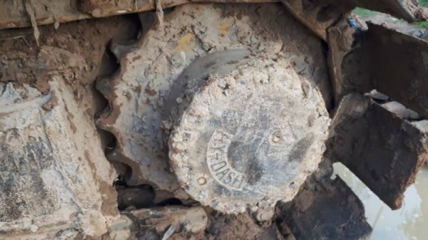 ขาย 395,000 KOBELCO sk 100-5 ปั้มแรง เอวแน่น ช่วงล่างแน่น ไฟฟ้าตัดแต่อุปกรอยู่ครบ เครื่องหลวม สัญญาซื้อขาย รถอยู่ ยโสธร 090-772-3710 090-772-3708