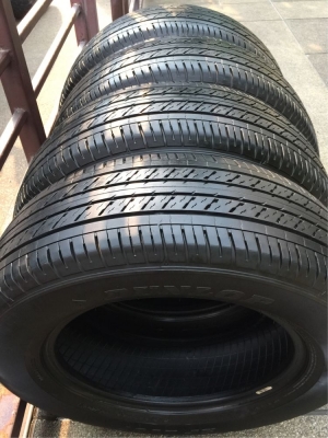 ยาง Dunlop 215 65 16 ปี17 ดอกเต็ม เนื้อนิ่มๆ ใช้ยาว ราคาไม่แพง
