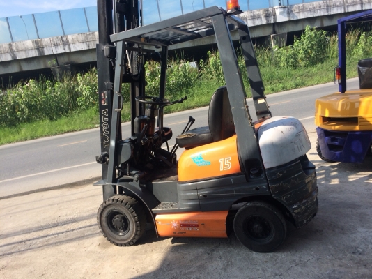 อาร์ ซี เอช โฟรคลิฟท์ ขาย โตโยต้า รุ่น 5 ดีเซล  1.5 ตัน