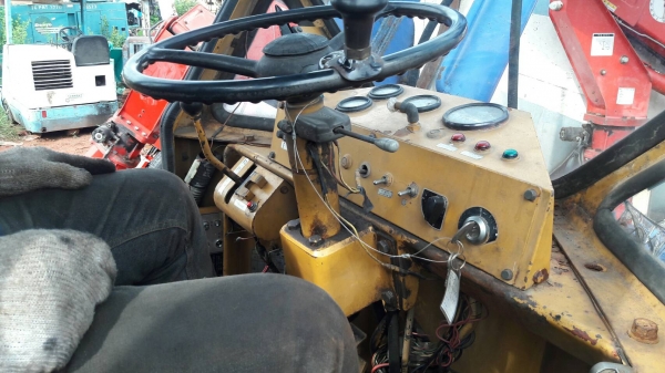 ขาย รถตัก ล้อยาง เครื่อง MITSUI ด๊อยส์ 4WD ดีเซล 3 สูบ เอวอ่อน เครื่องแน่น เก่าญี่ปุ่น สภาพสวย พร้อม ขาย รถตัก ล้อยาง เครื่อง MITSUI ด๊อยส์ 4WD ดีเซล 3 สูบ เอวอ่อน เครื่องแน่น เก่าญี่ปุ่น สภาพสวย พร้อม