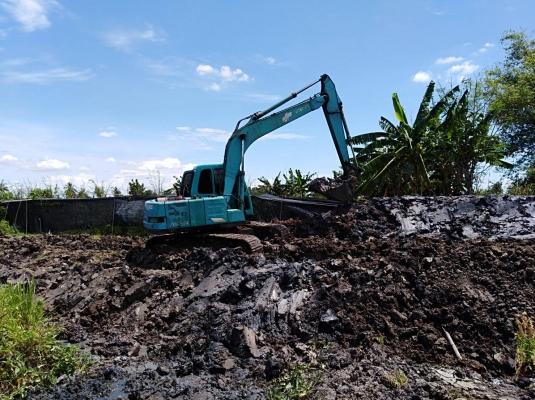 ขายด่วน KOBELCO SK120MART III สภาพสวยพร้อมลุยงาน เครื่องปั้มดีเยี่ยม โซ่ช่วงล่างสวย แอร์เย็น ทำงานทั้งวันไม่มีโหลด สนใจสอบถาม 093 0764943 คุณ ตั้ม