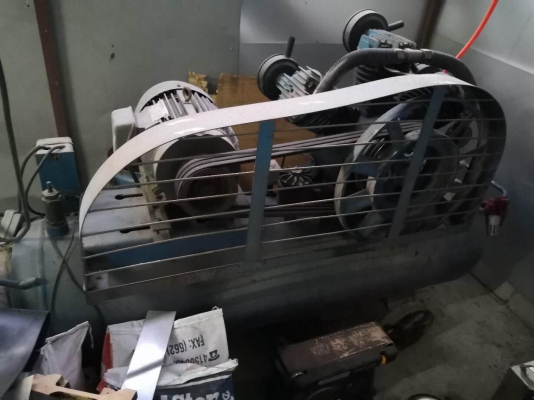 ขายปั้มลมPUMA 10แรง มอเตอร์โตชิบา380V ถัง315ลิตร ใช้งานได้เลย