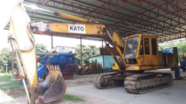 ขาย 385,000 KATO HD 700 เครื่องดี ปั้มแรง เอวแน่น ช่วงล่างดี แต่บูมอามร์มีปะ รถพร้อมใช้ รถอยู่ ยโสธร 090-772-3710 090-772-3708