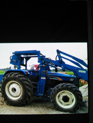 นิวฮอลแลนด์ TT75 ปี 56ติดต่อ 080-1405528