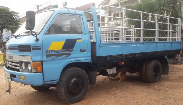 6 ล้อ ISUZU KS110 **ลูกค้าโคราชรับรถแล้ว ถึงบ้านปลอดภัย เฮงๆๆรวยๆๆคับ฿฿฿...***เครื่องเยี่ยม แชทซีสวย