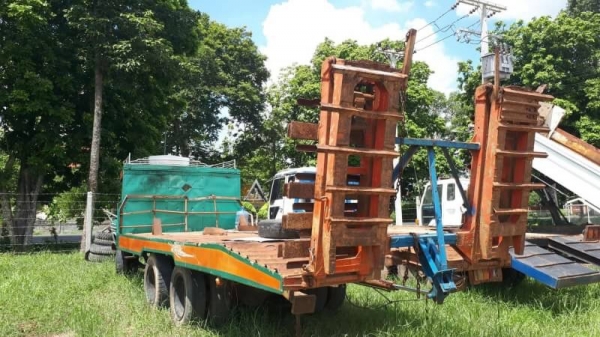 ขาย 200,000 รถบรรทุกรถเกี่ยวข้าวสิบล้อ ISUZU หน้ายาว 1 เพลา หัวดี ยางดี คัชซีสวย รถพร้อมใช้ รถอยู่ ยโสธร 090-772-3710 090-772-3708