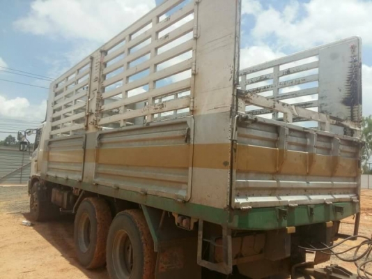 ขาย 1,390,000 สิบล้อคอกเกษตรแม่ลูกไม่ดั้ม HINO MEGA 260 ปี 48 หัวบาง ยางดี คัชซีสวย รถพร้อมใช้ รถอยู่ อุบลารชธานี 090-772-3710 090-772-3708