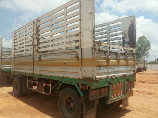 ขาย 1,390,000 สิบล้อคอกเกษตรแม่ลูกไม่ดั้ม HINO MEGA 260 ปี 48 หัวบาง ยางดี คัชซีสวย รถพร้อมใช้ รถอยู่ อุบลารชธานี 090-772-3710 090-772-3708