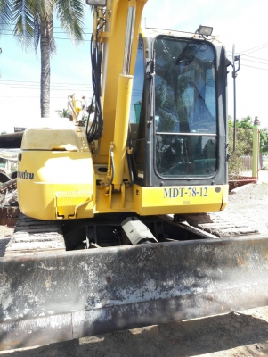 มาใหม่จ้า...KOMATSU PC78 US-8  เก่านอกแท้  เดิมๆๆ  3,XXX  ชั่วโมง  มีลายแย๊ก...พร้อมใช้  โทร  089-3818694 จ๊อย