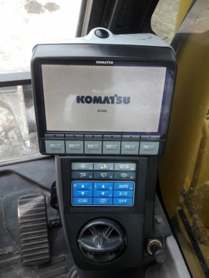 มาใหม่จ้า...KOMATSU PC78 US-8  เก่านอกแท้  เดิมๆๆ  3,XXX  ชั่วโมง  มีลายแย๊ก...พร้อมใช้  โทร  089-3818694 จ๊อย