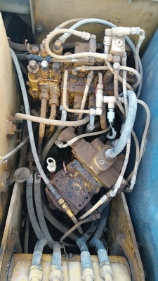 ขาย 535,000 KOBELCO sk 60-3 สภาพเก่านอก เอกสารอินวอยทร์ ไฟฟ้าครบ เครื่องดี ปั้มแรง เอวแน่น ช่วงล่างเต็ม รถสวยพร้อมใช้ รถอยู่ ยโสธร 090-772-3710 090-772-3708